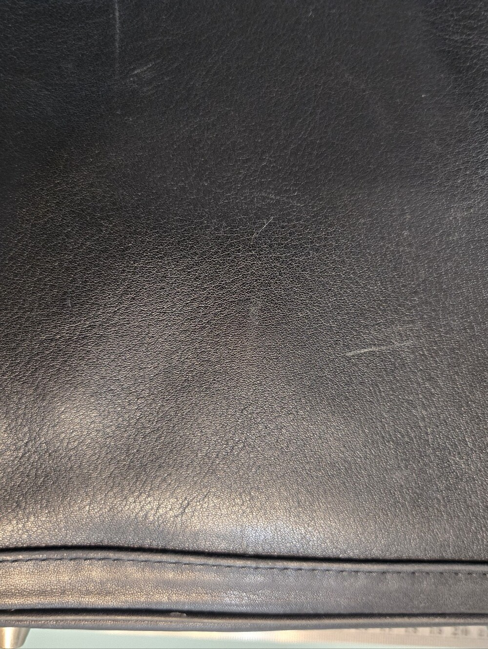 Vintage Coach Black Leather Bonnie Legacy Slim Tote Bag #9422 - Picture 4 of 16